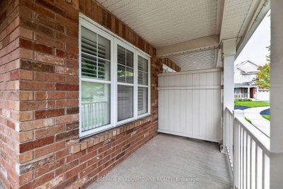 928 Raftis Crescent • Milton, ON photo 4