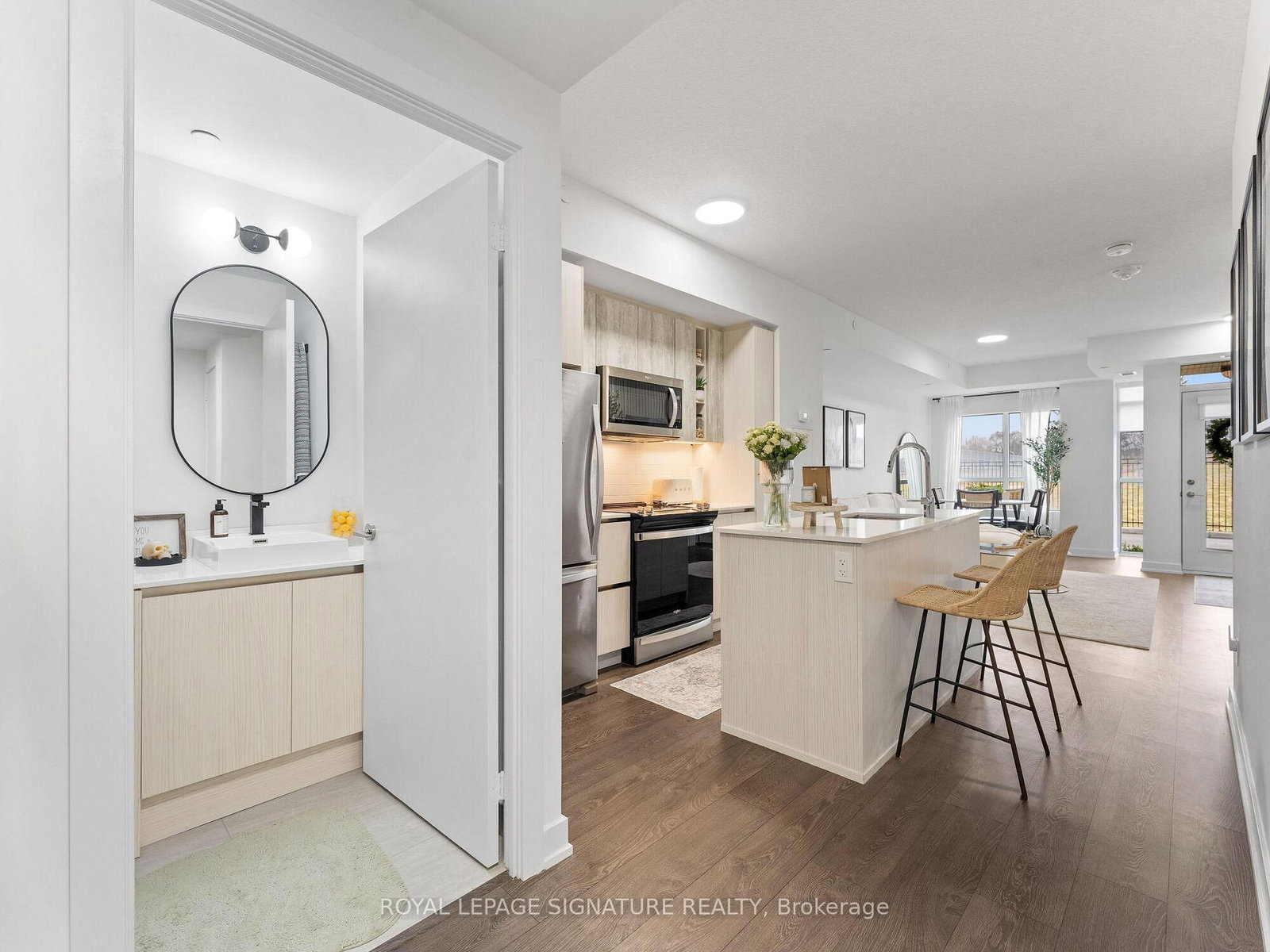 251 Manitoba Street S • #132 • Toronto, ON photo 16