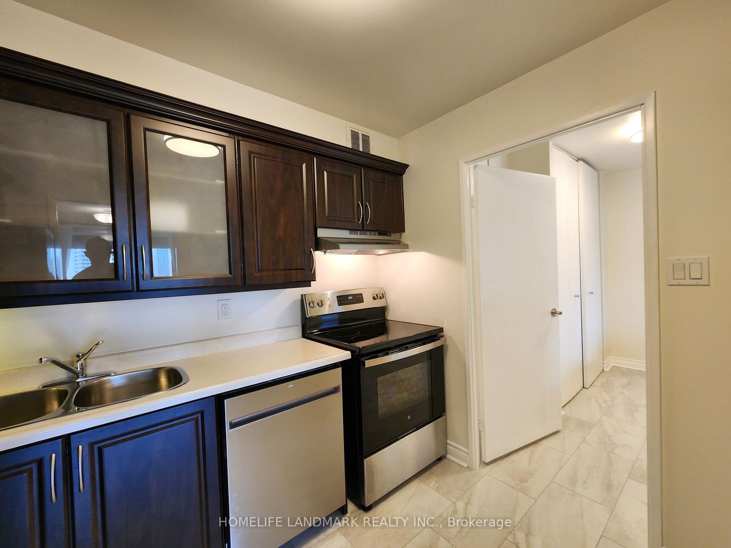 50 Elm Drive E • #910 • Mississauga, ON photo 23