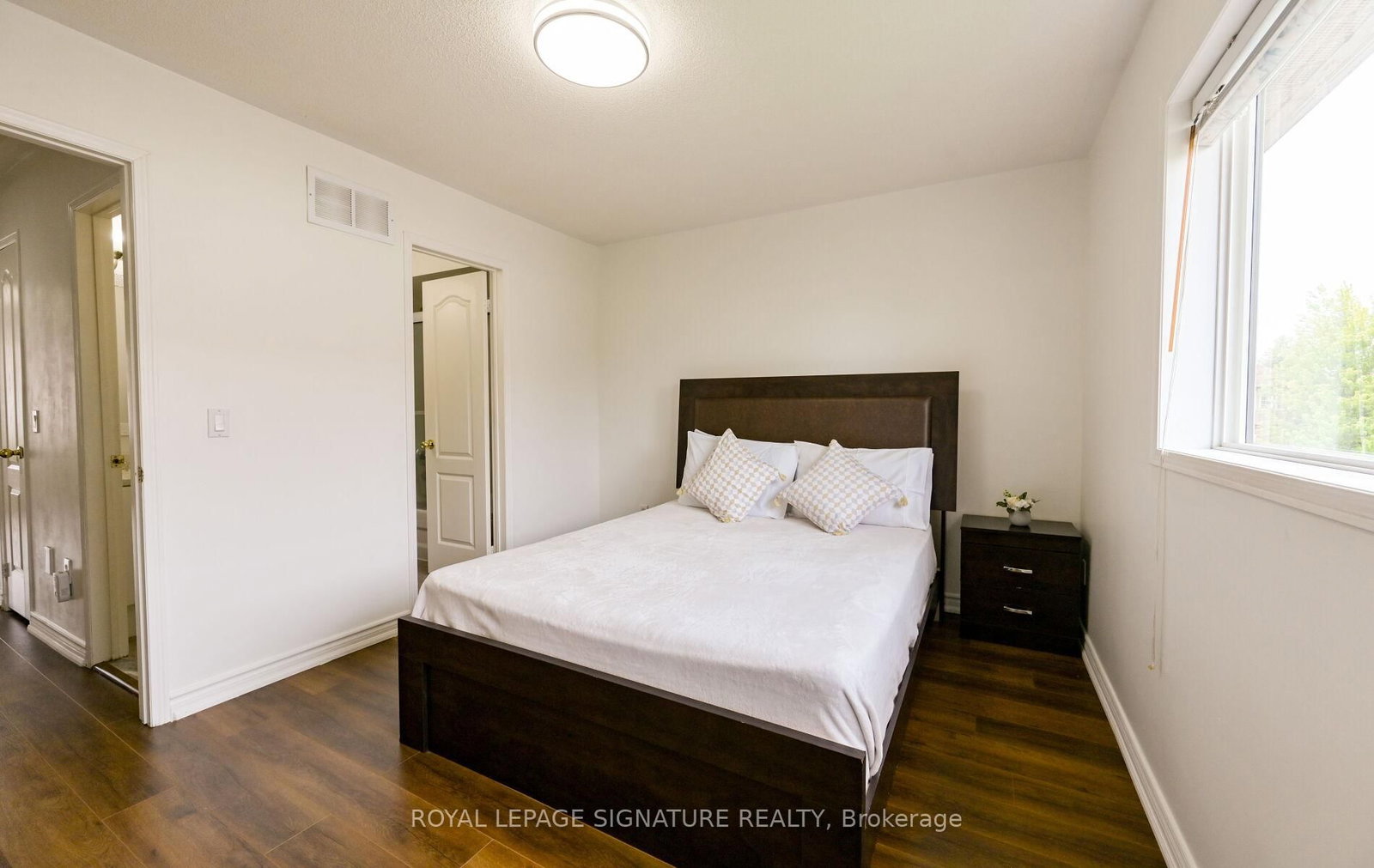 3020 Cedarglen Gate • #21 • Mississauga, ON photo 17