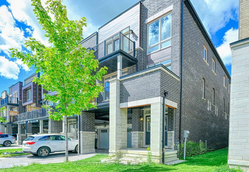 42 Donald Ficht Crescent