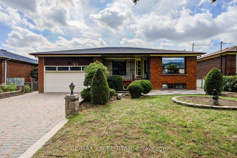 7 Muir Avenue