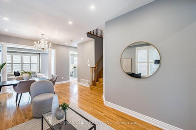 43 Spotted Owl Crescent • Brampton, ON photo 6
