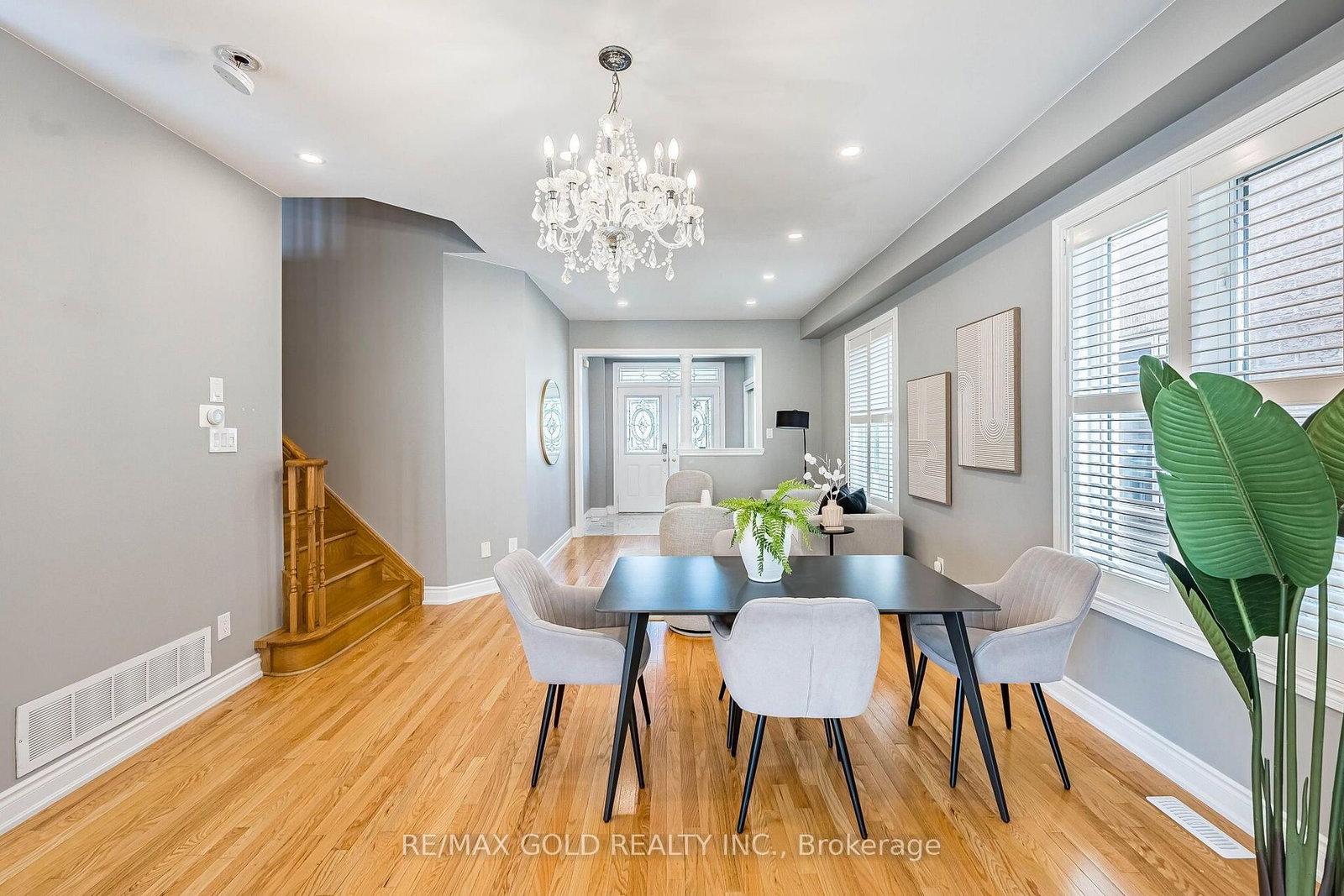 43 Spotted Owl Crescent • Brampton, ON photo 8
