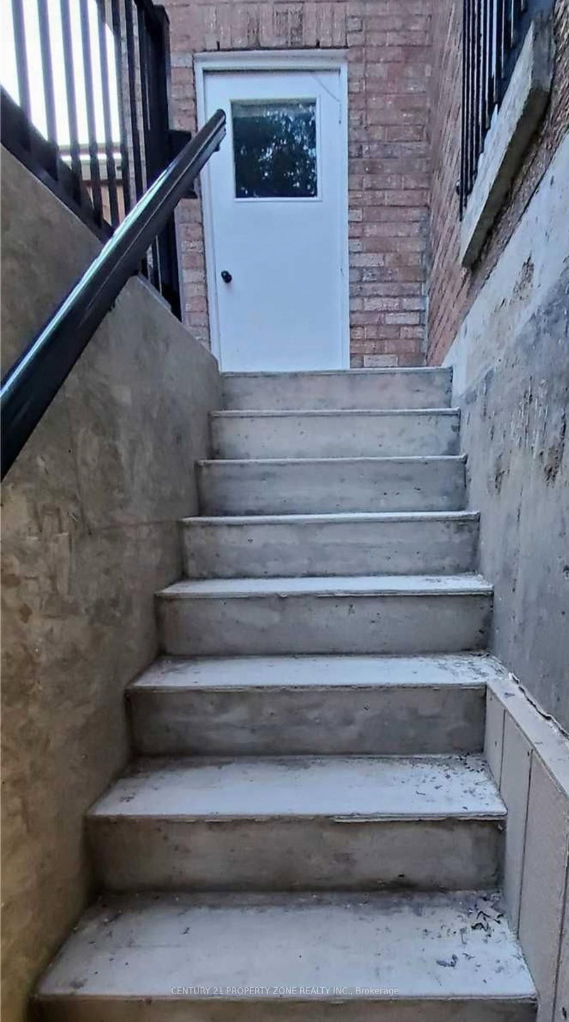 BSMT - 19 Hall Crescent