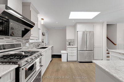 2283 Devon Oakville,ON L6J 5R2 — Photo 19