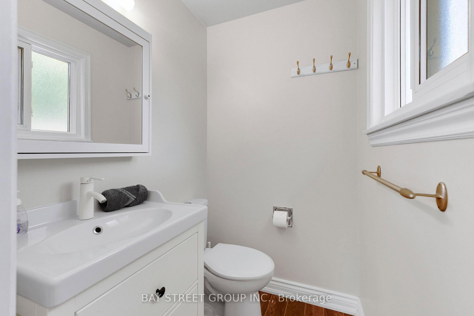 2283 Devon Road • Oakville, ON photo 24
