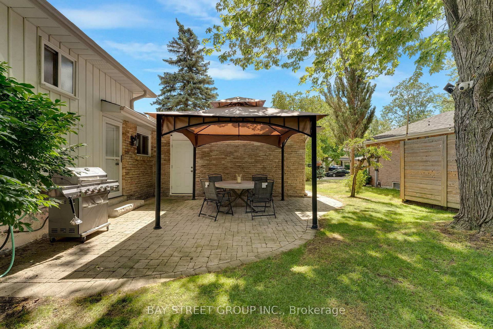 2283 Devon Road • Oakville, ON photo 38