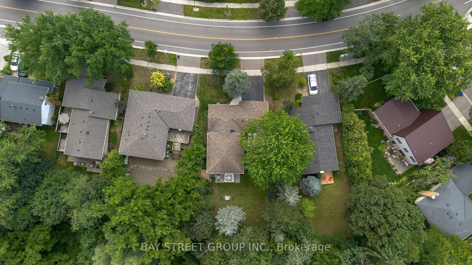 2283 Devon Road • Oakville, ON photo 4