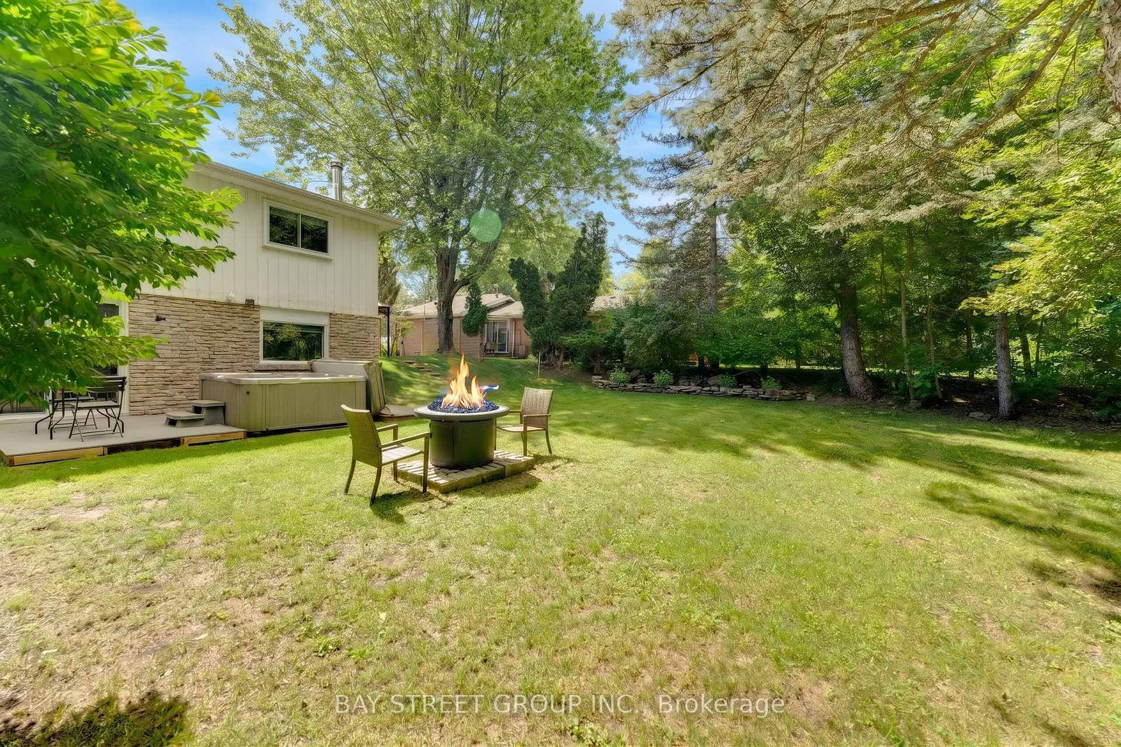 2283 Devon Road • Oakville, ON photo 41