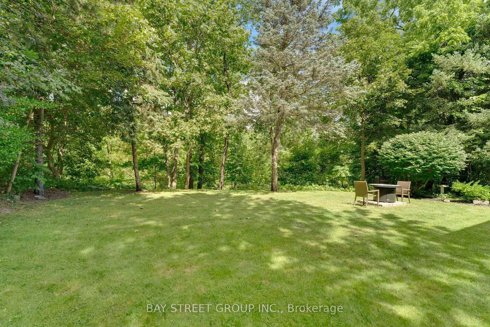 2283 Devon Road • Oakville, ON photo 44