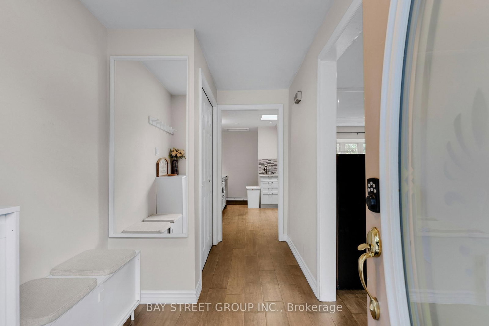 2283 Devon Road • Oakville, ON photo 9