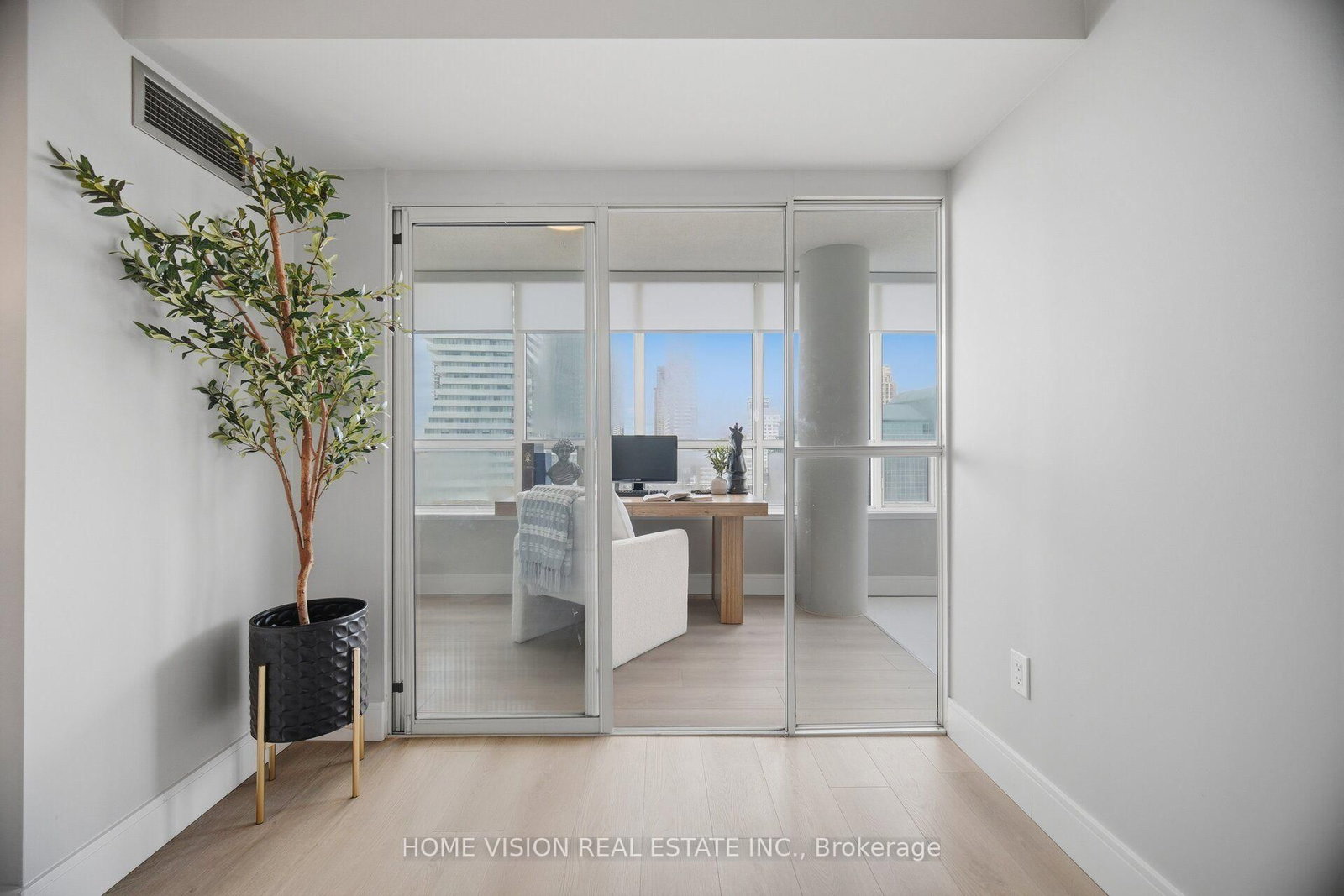 400 Webb Drive S • #1407 • Mississauga, ON photo 11