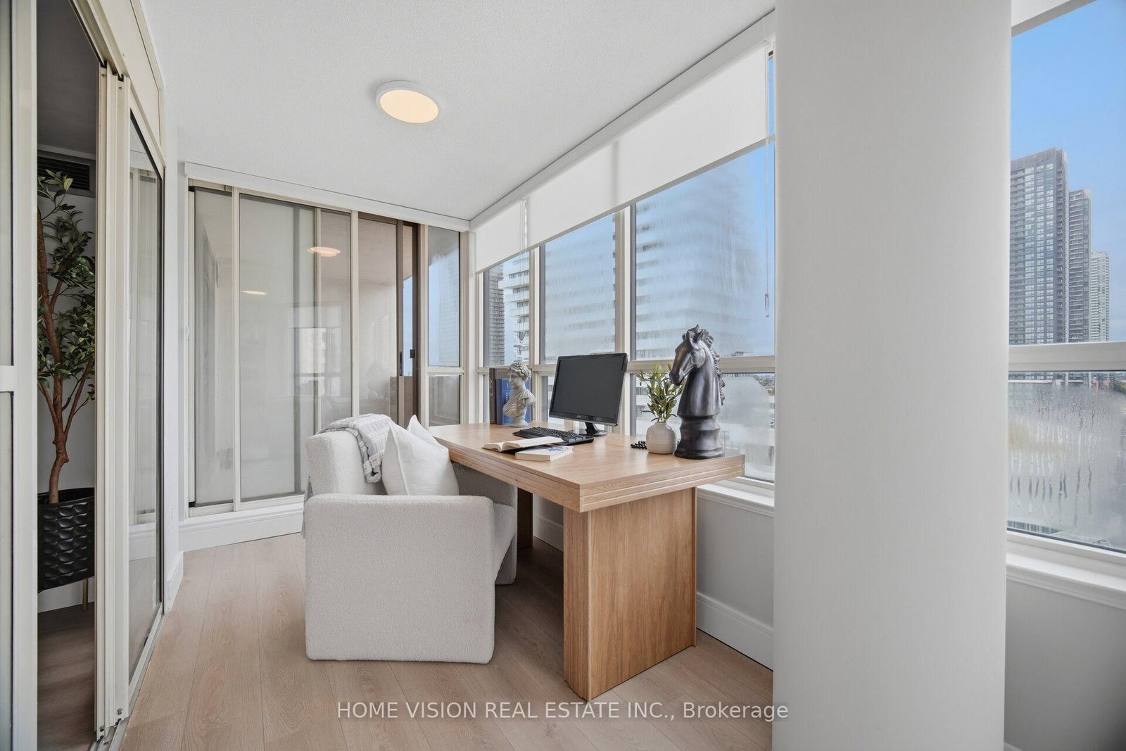 400 Webb Drive S • #1407 • Mississauga, ON photo 12