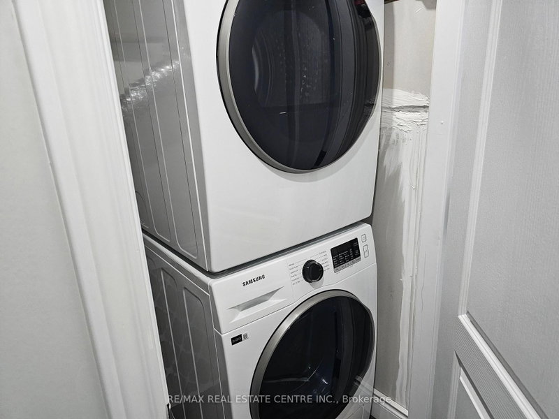 180 Randi Mississauga,ON L5A 1V5 — Photo 6