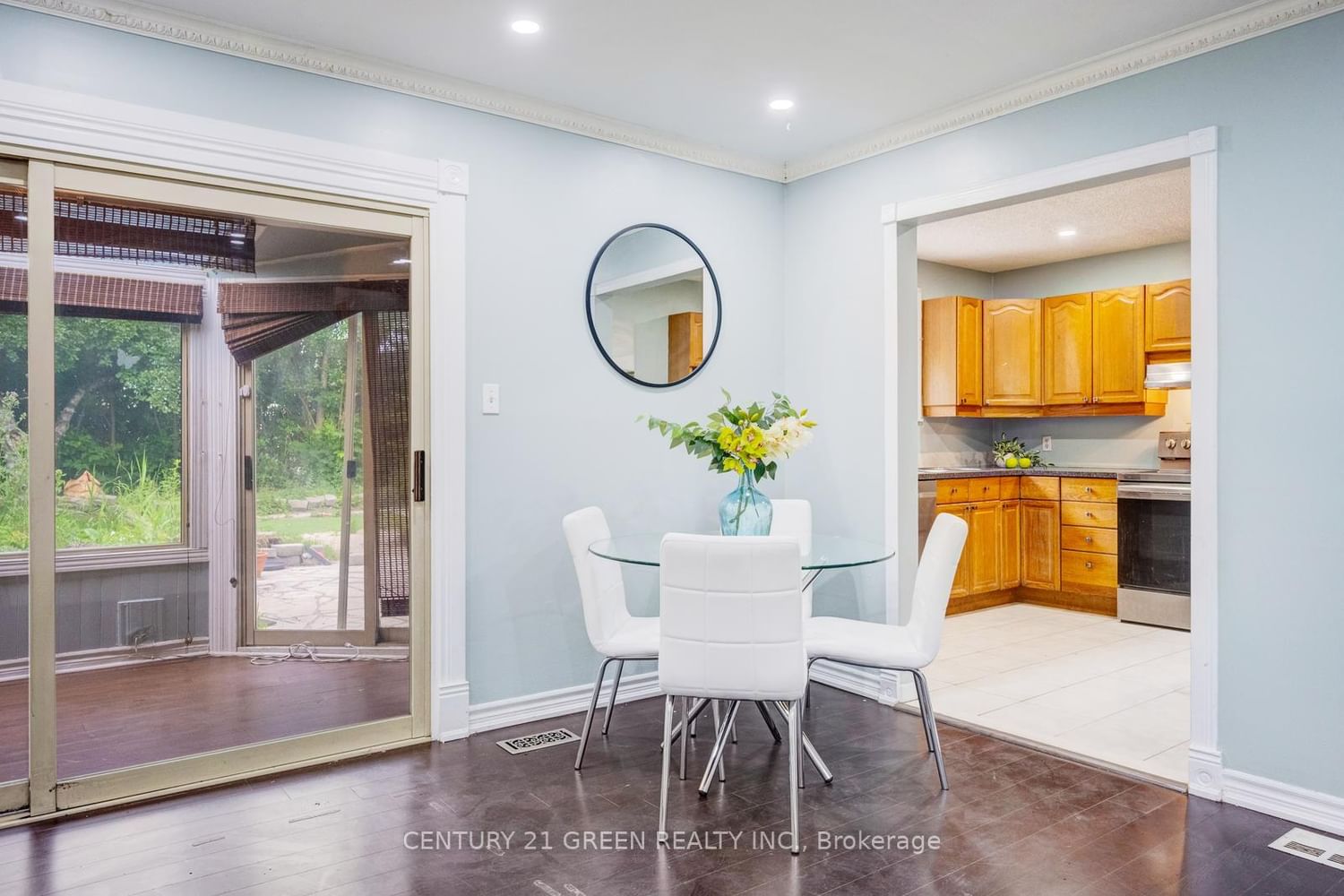11 Burgby Avenue • Brampton, ON photo 14