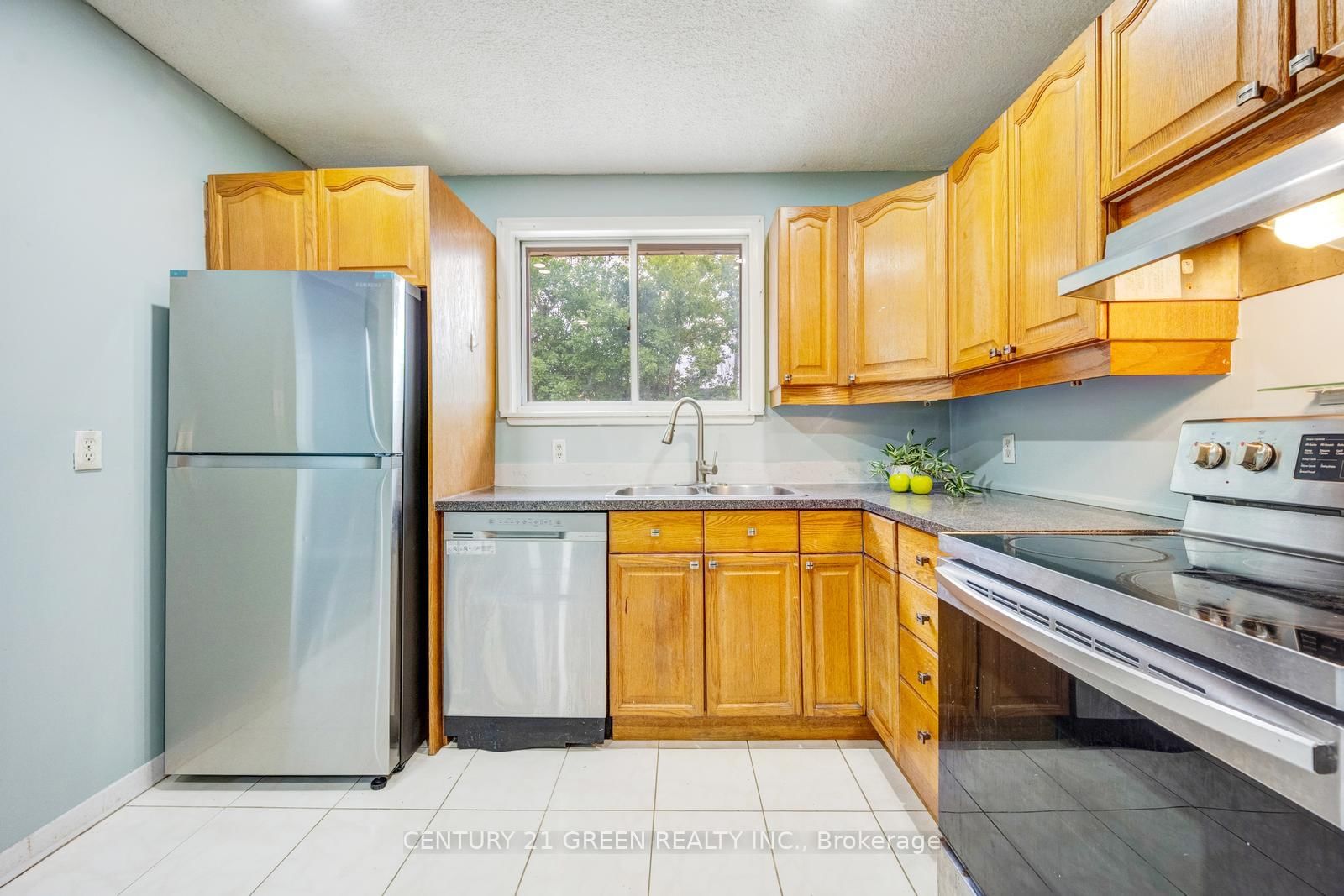 11 Burgby Avenue • Brampton, ON photo 17