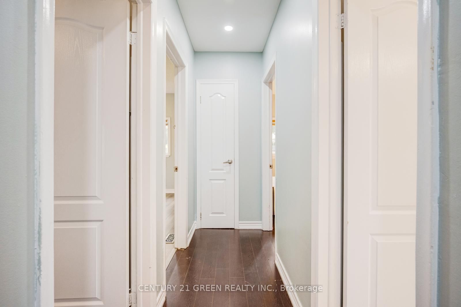 11 Burgby Avenue • Brampton, ON photo 27