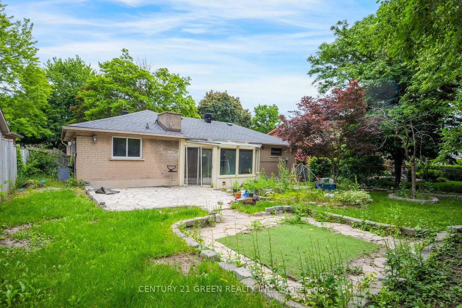 11 Burgby Avenue • Brampton, ON photo 50