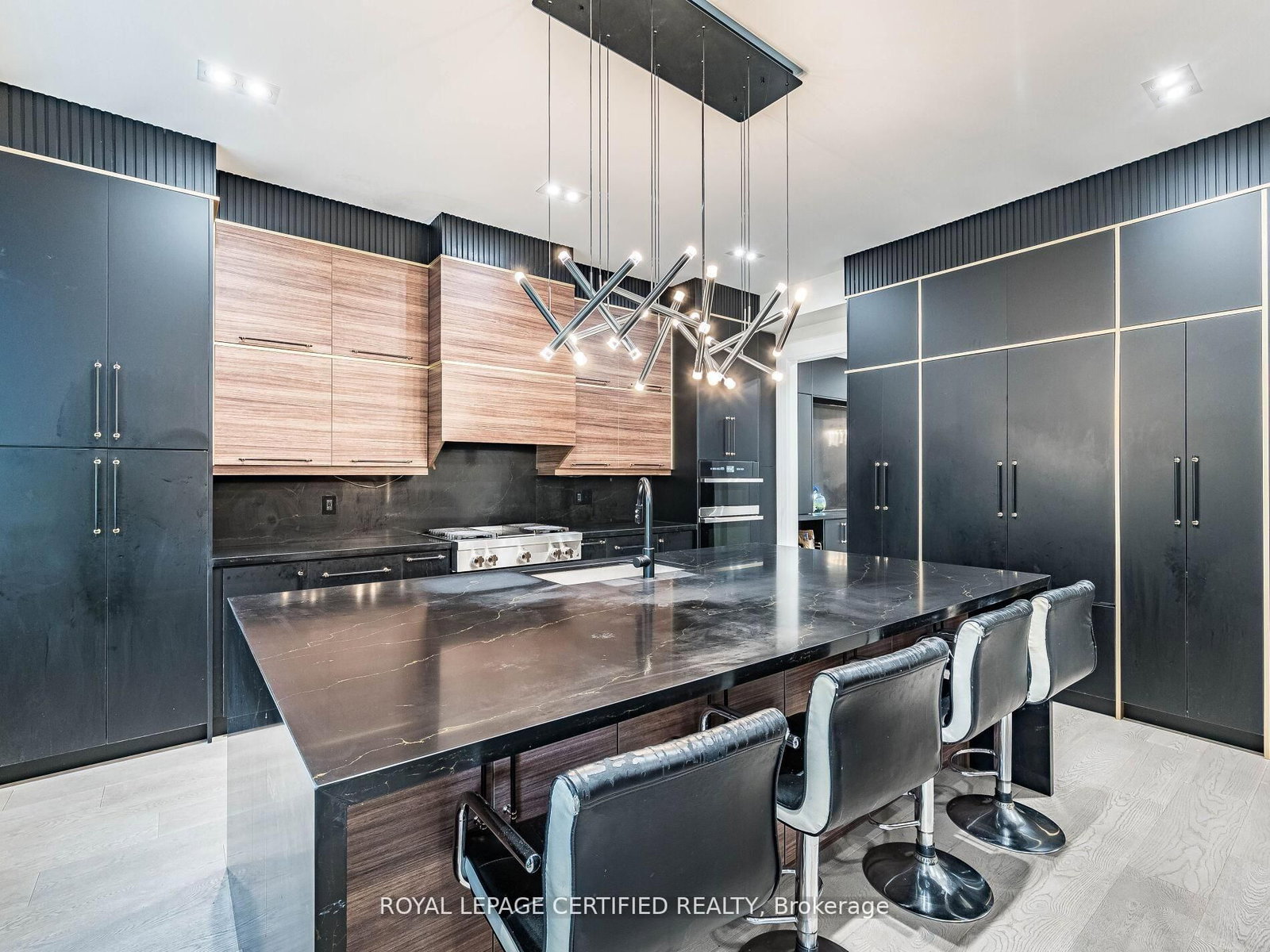 3081 Grenville Drive • Mississauga, ON photo 14