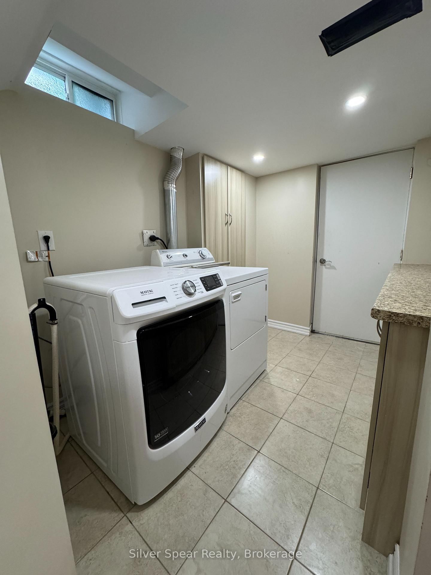 Basement-3386 Crimson King Circ, Mississauga, view 12