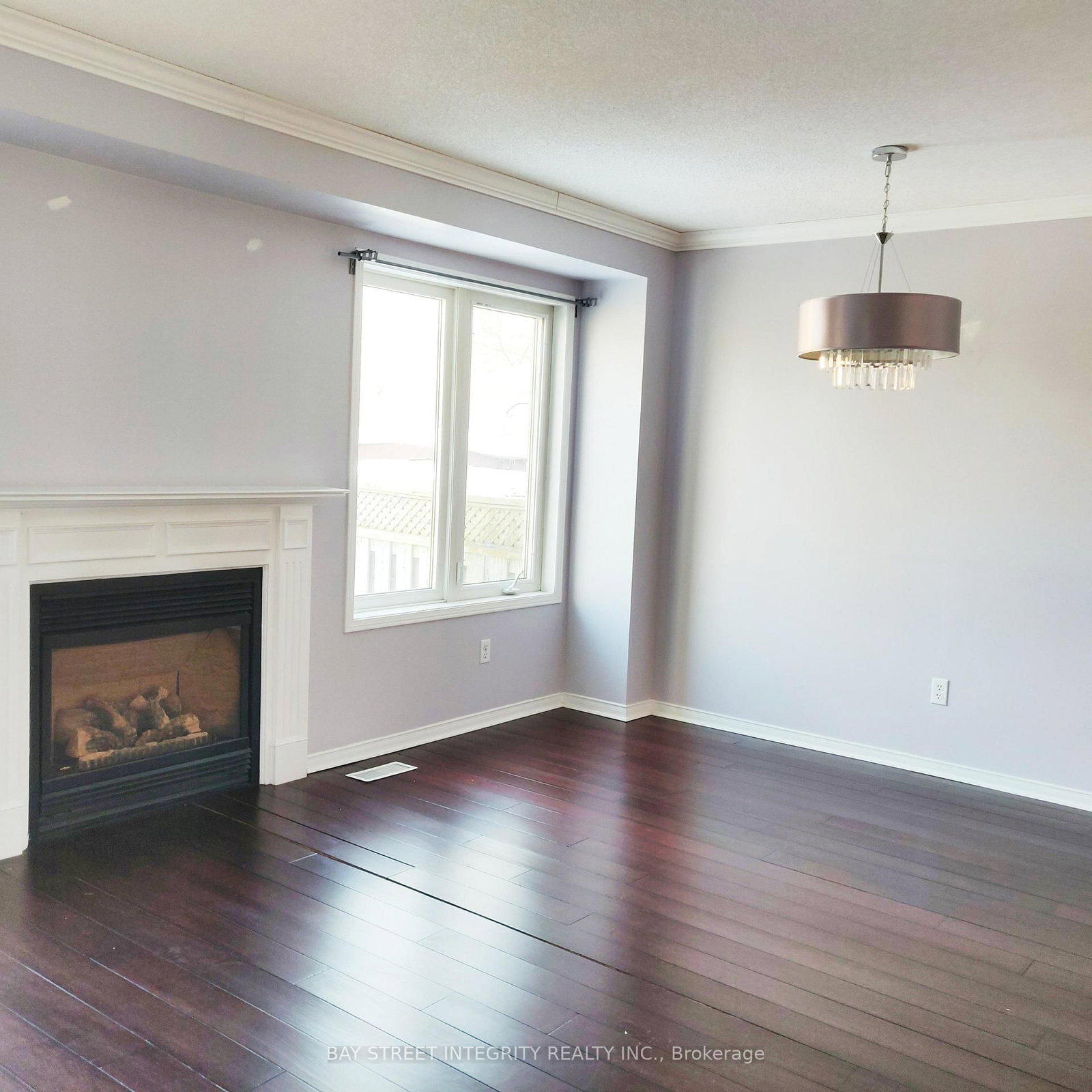 2054 Glenhampton Road, Oakville 2