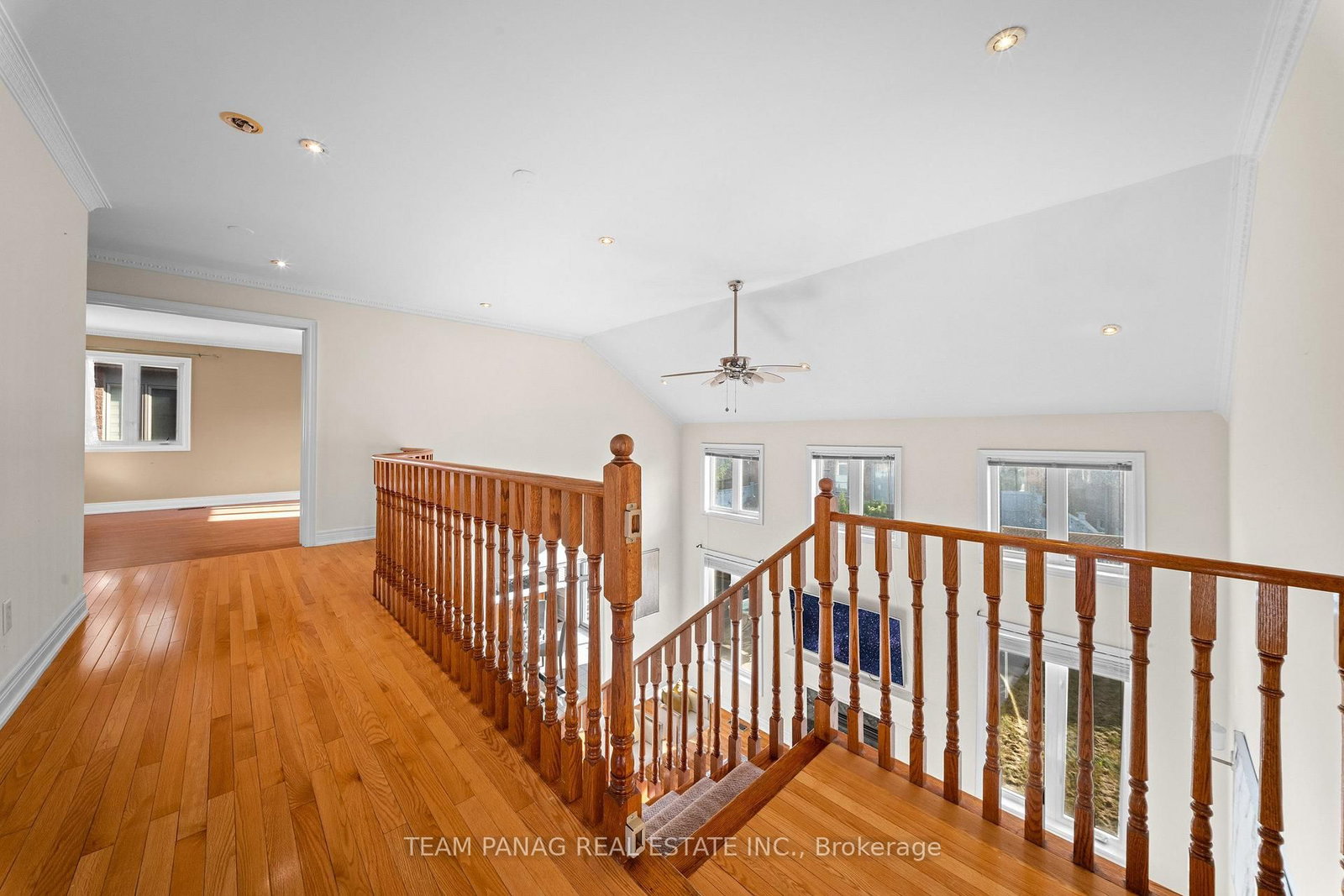 52 Mount Royal Circle • Brampton, ON photo 22