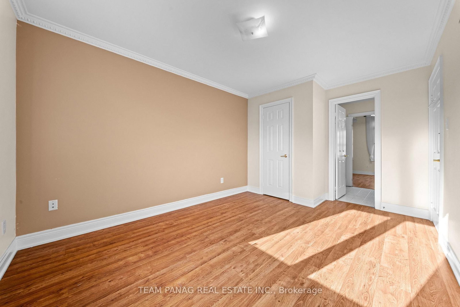 52 Mount Royal Circle • Brampton, ON photo 30