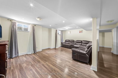 52 Mount Royal Brampton,ON L6P 2K4 — Photo 42