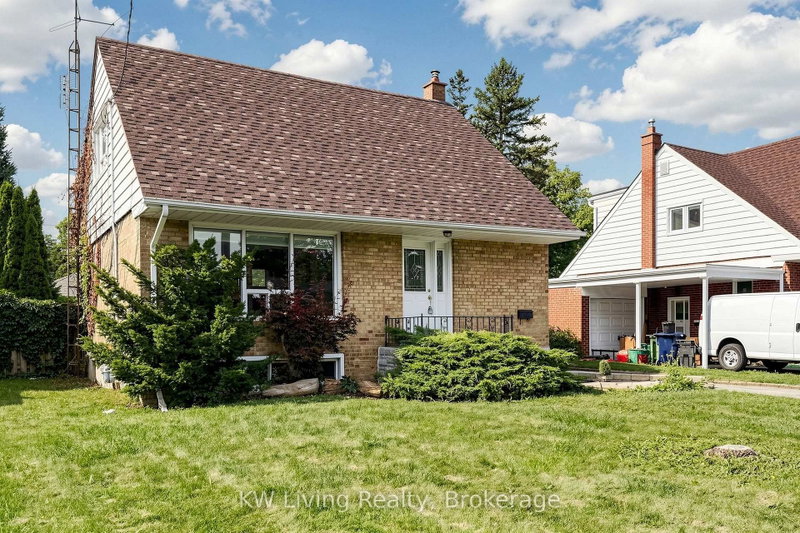 26 Mooreshead Drive