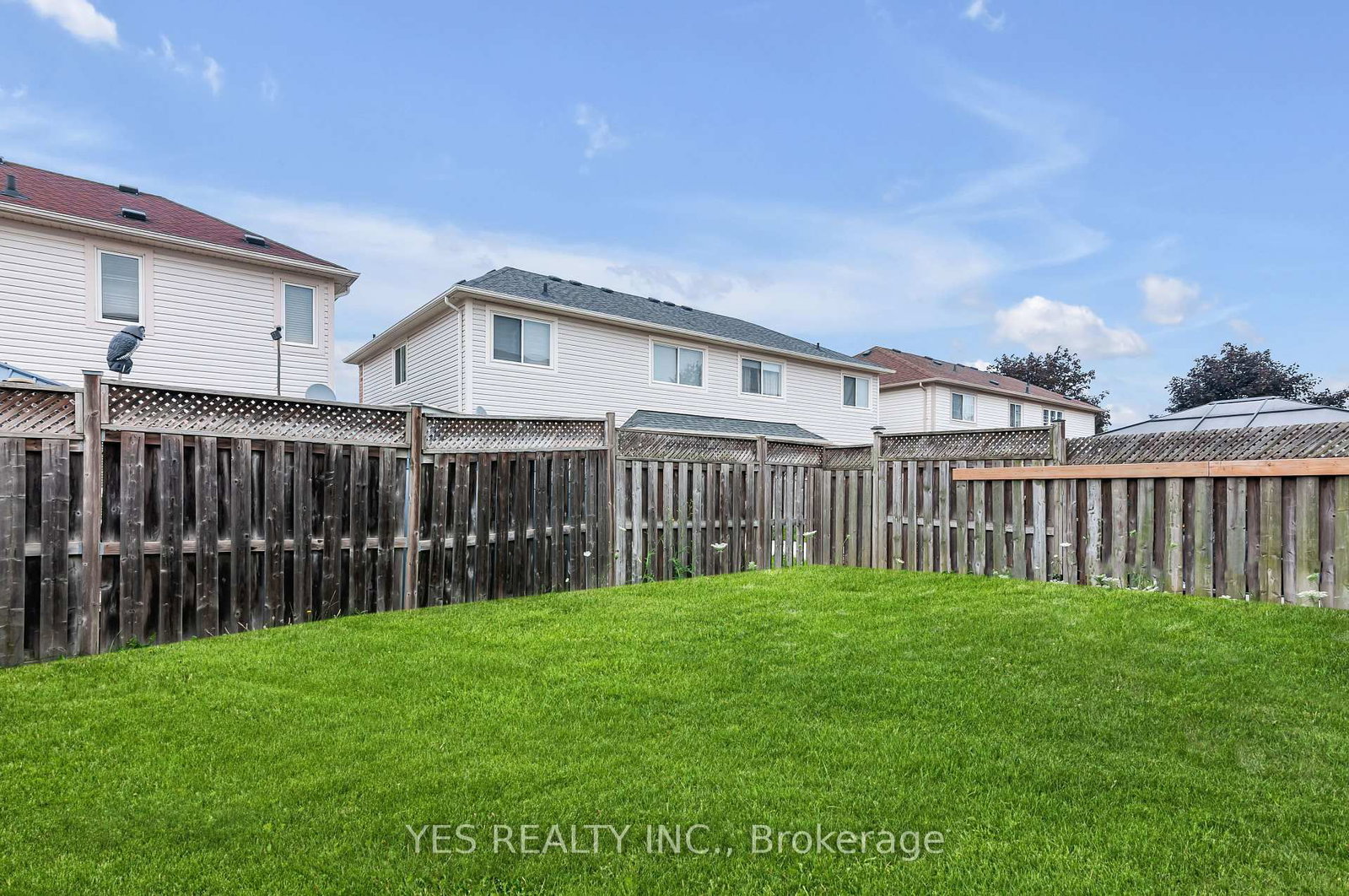 19 Virtues Avenue • Brampton, ON photo 4
