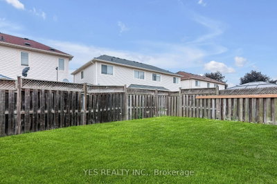 19 Virtues Avenue • Brampton, ON photo 4
