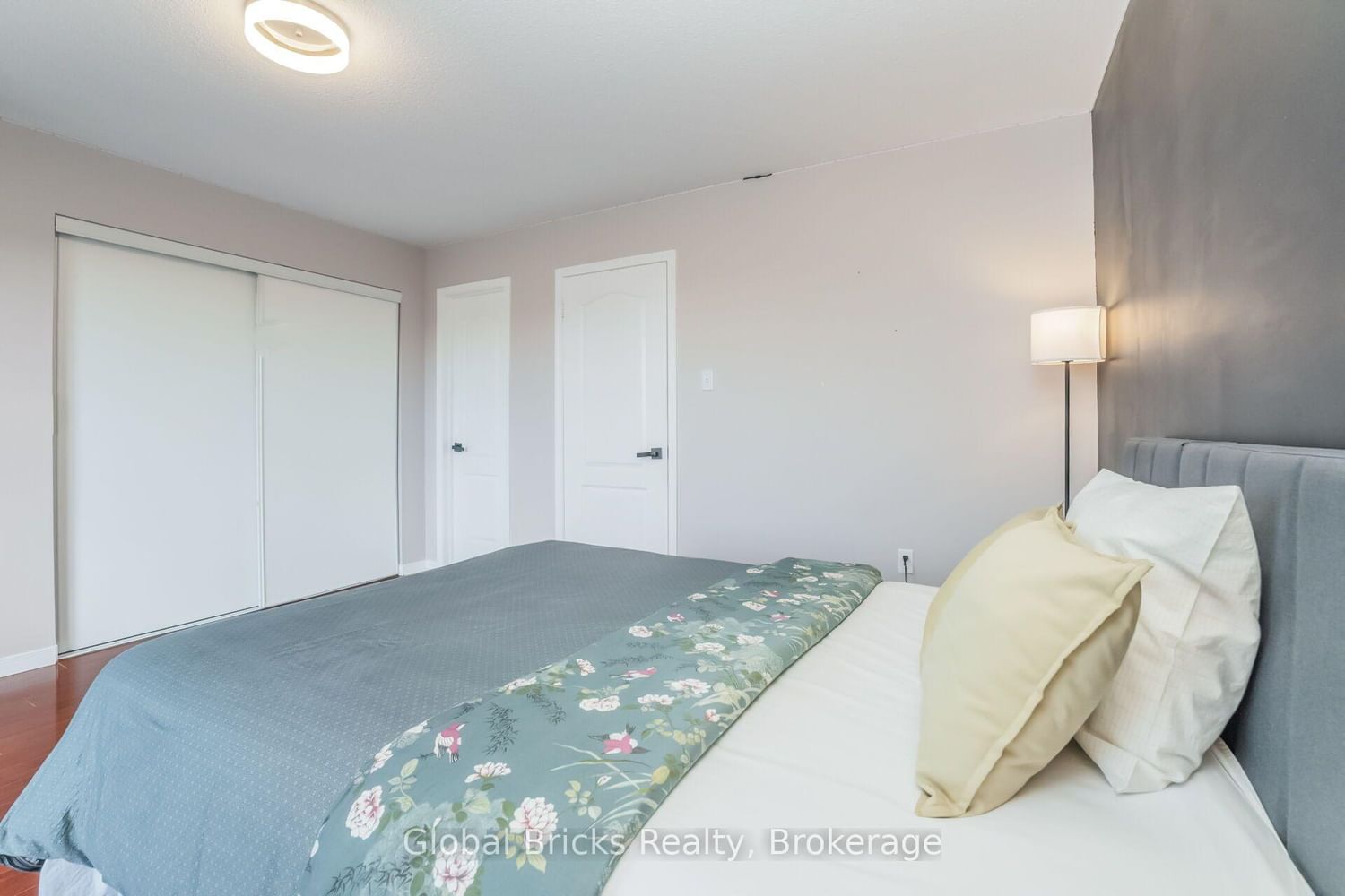 585 Candlestick Circle • Mississauga, ON photo 33