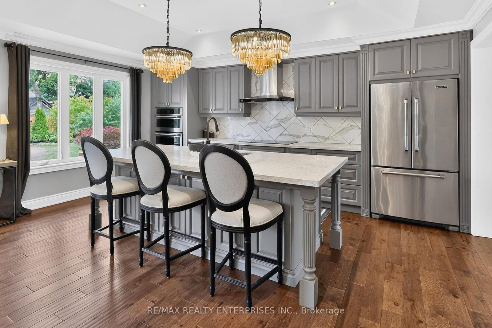 273 Savoy Crescent • Oakville, ON photo 11