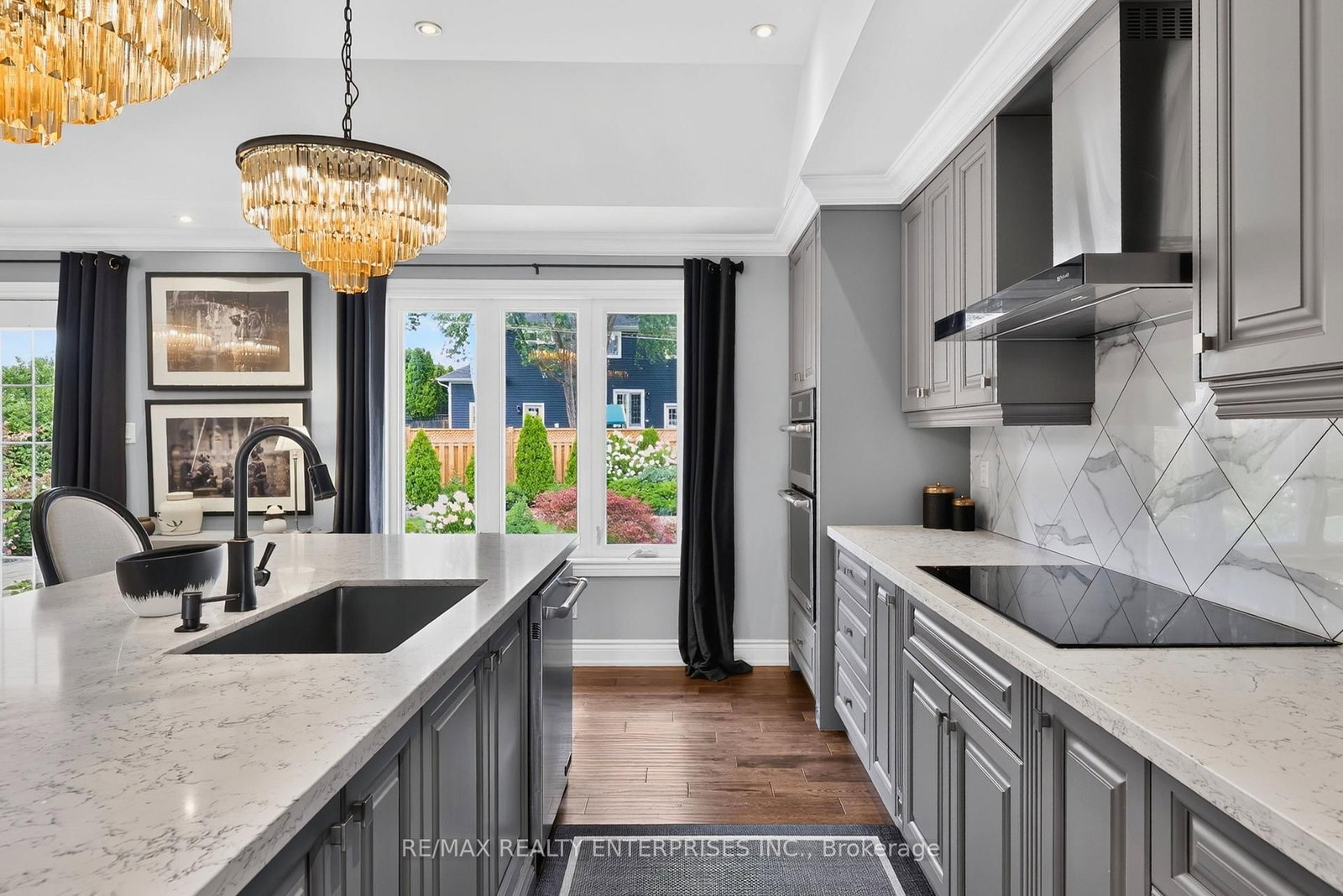 273 Savoy Crescent • Oakville, ON photo 12
