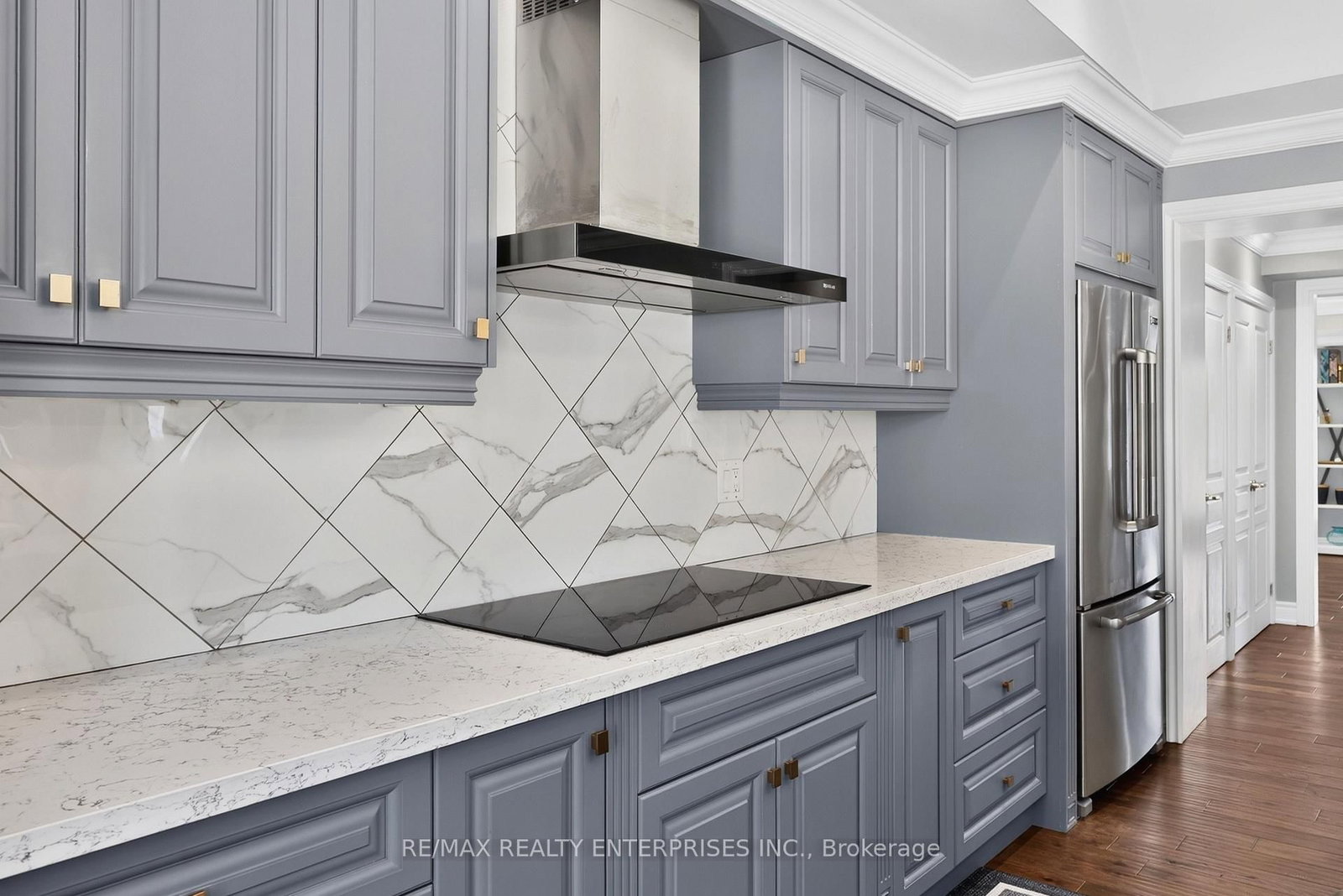 273 Savoy Crescent • Oakville, ON photo 14