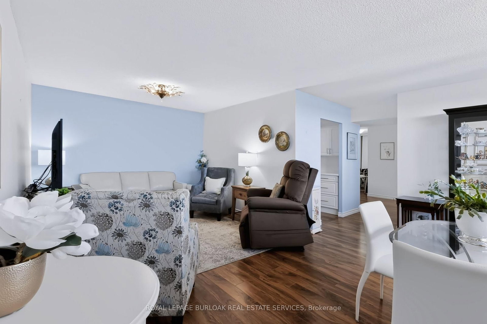 700 Dynes Road • #1217 • Burlington, ON photo 13