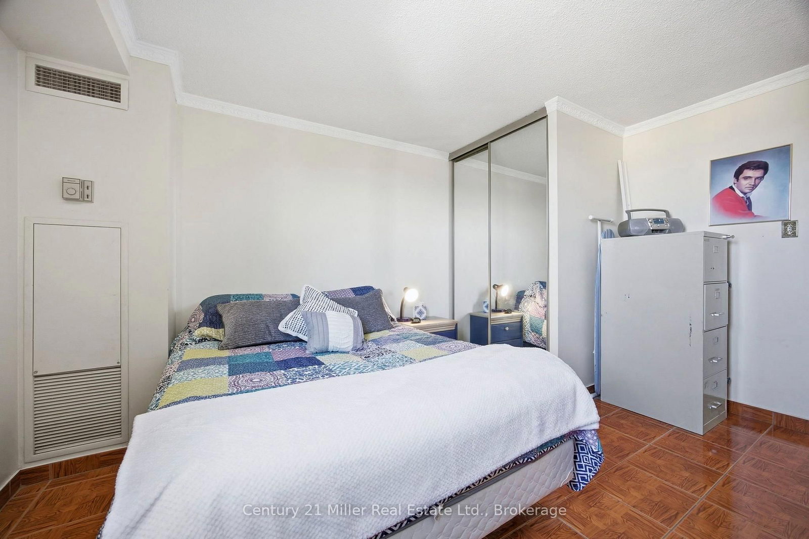 3845 Lake Shore Boulevard W • #411 • Toronto, ON photo 17