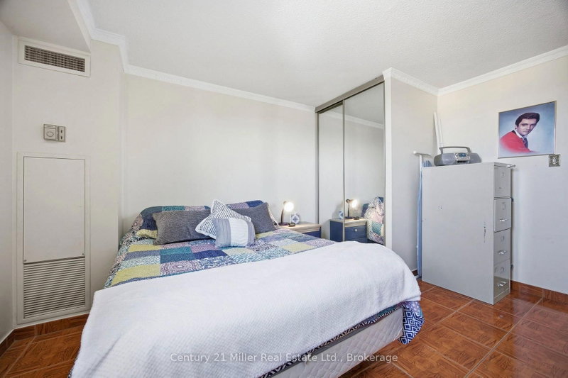 3845 Lake Shore Toronto,ON M8W 4Y3 — Photo 17