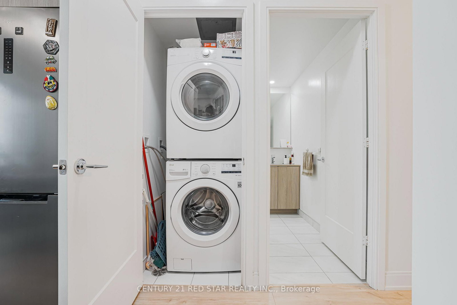 65 Annie Craig Drive • #316 • Toronto, ON photo 16
