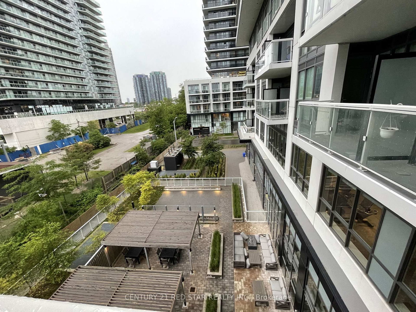65 Annie Craig Drive • #316 • Toronto, ON photo 35