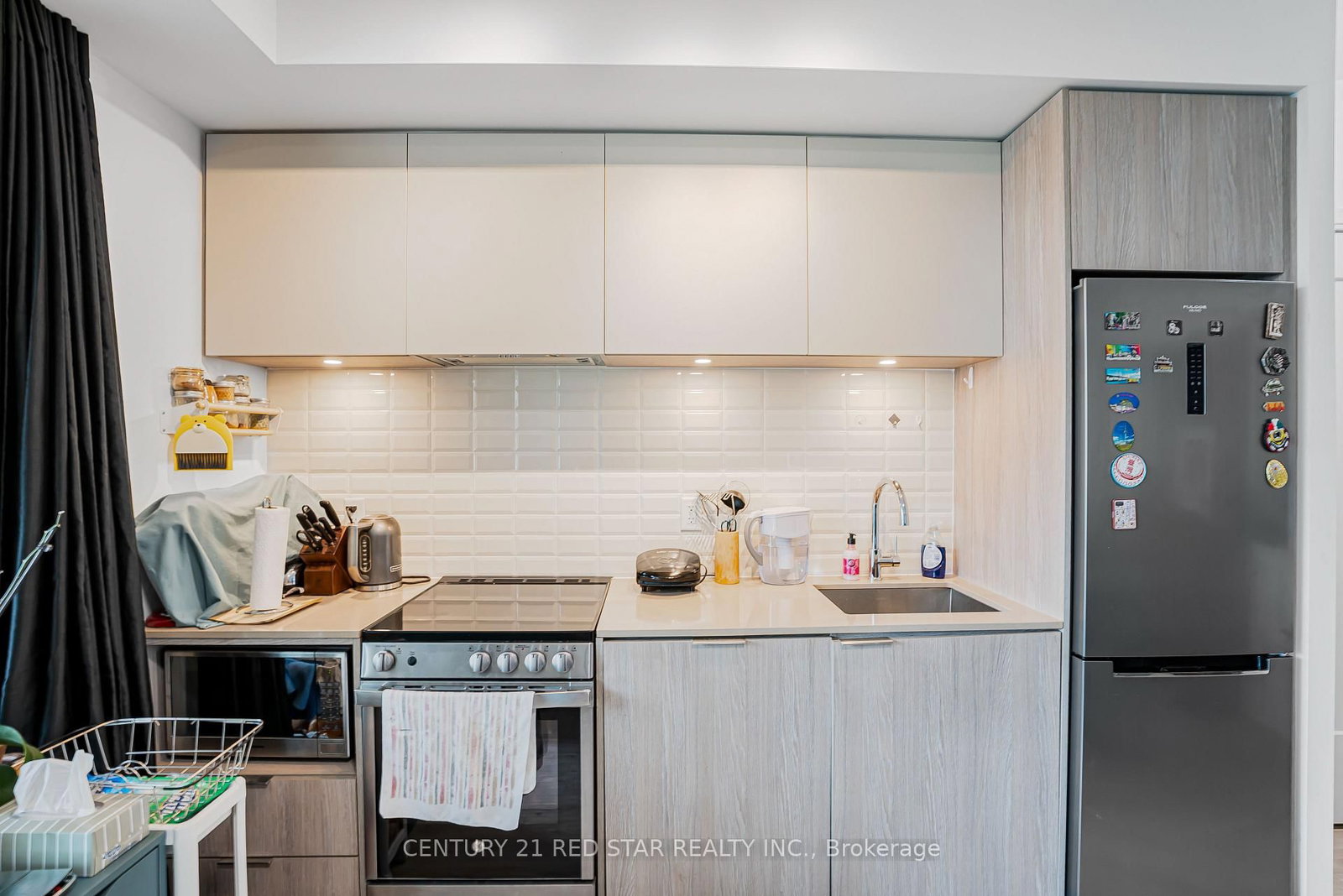 65 Annie Craig Drive • #316 • Toronto, ON photo 8