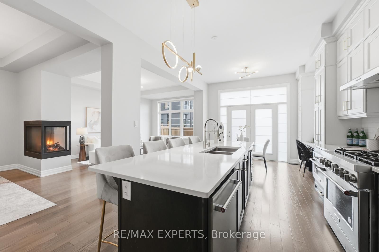 1296 Aymond Crescent W • Oakville, ON photo 11