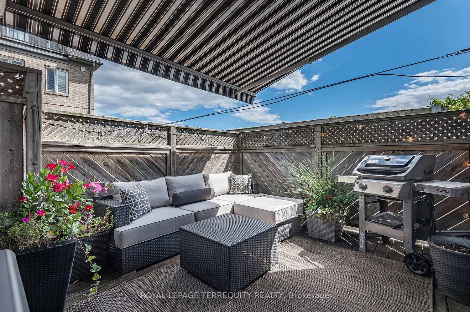 265 Van Dusen Boulevard • #9 • Toronto, ON photo 16