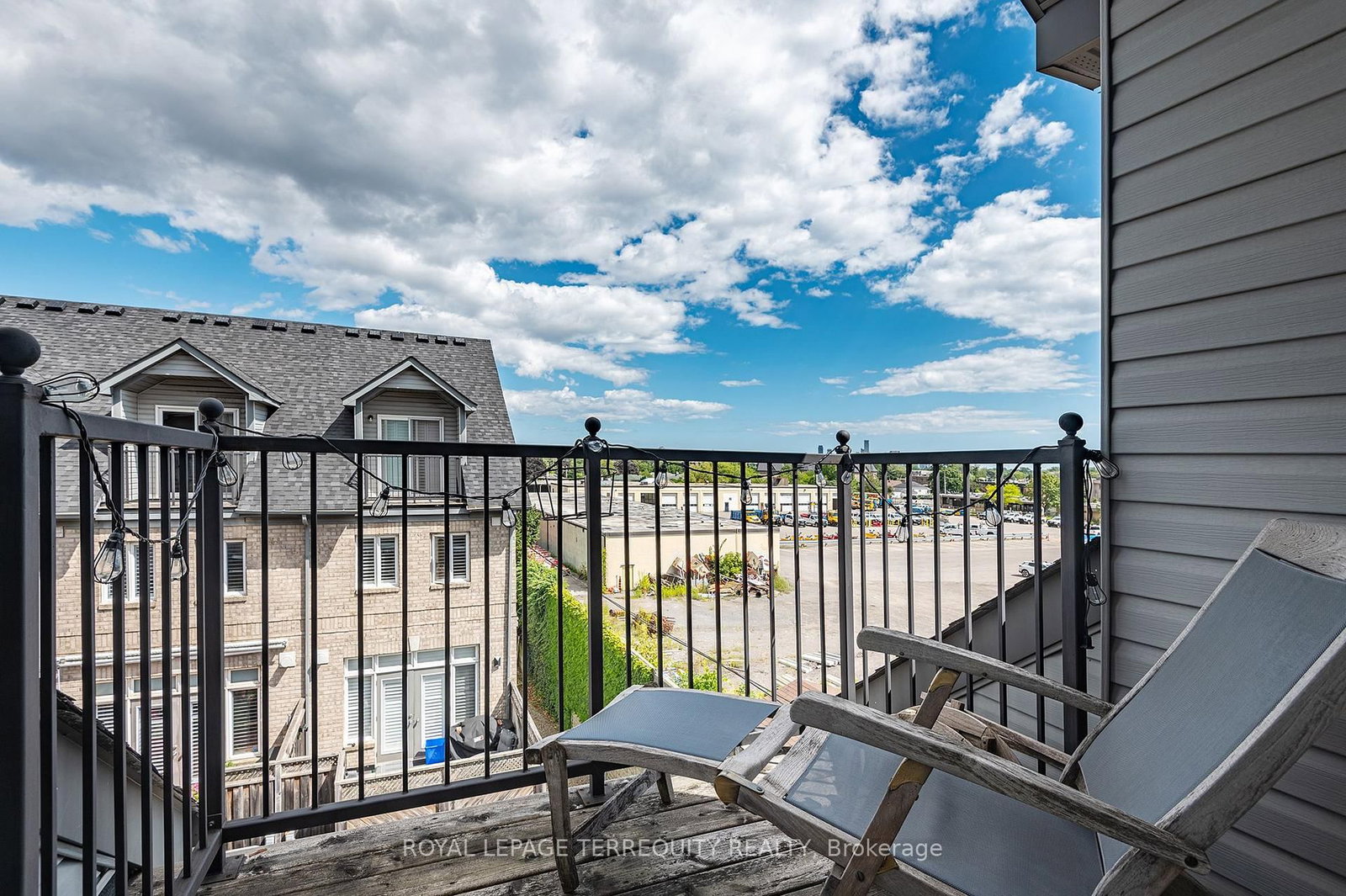 265 Van Dusen Boulevard • #9 • Toronto, ON photo 23