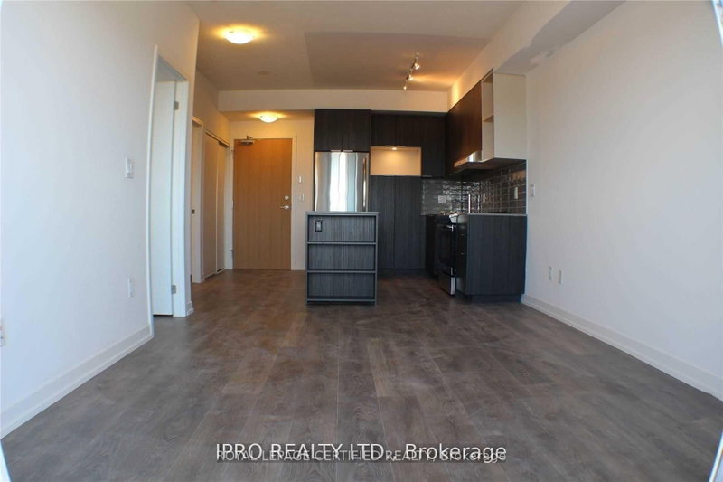 1008 - 2520 Eglinton Avenue W