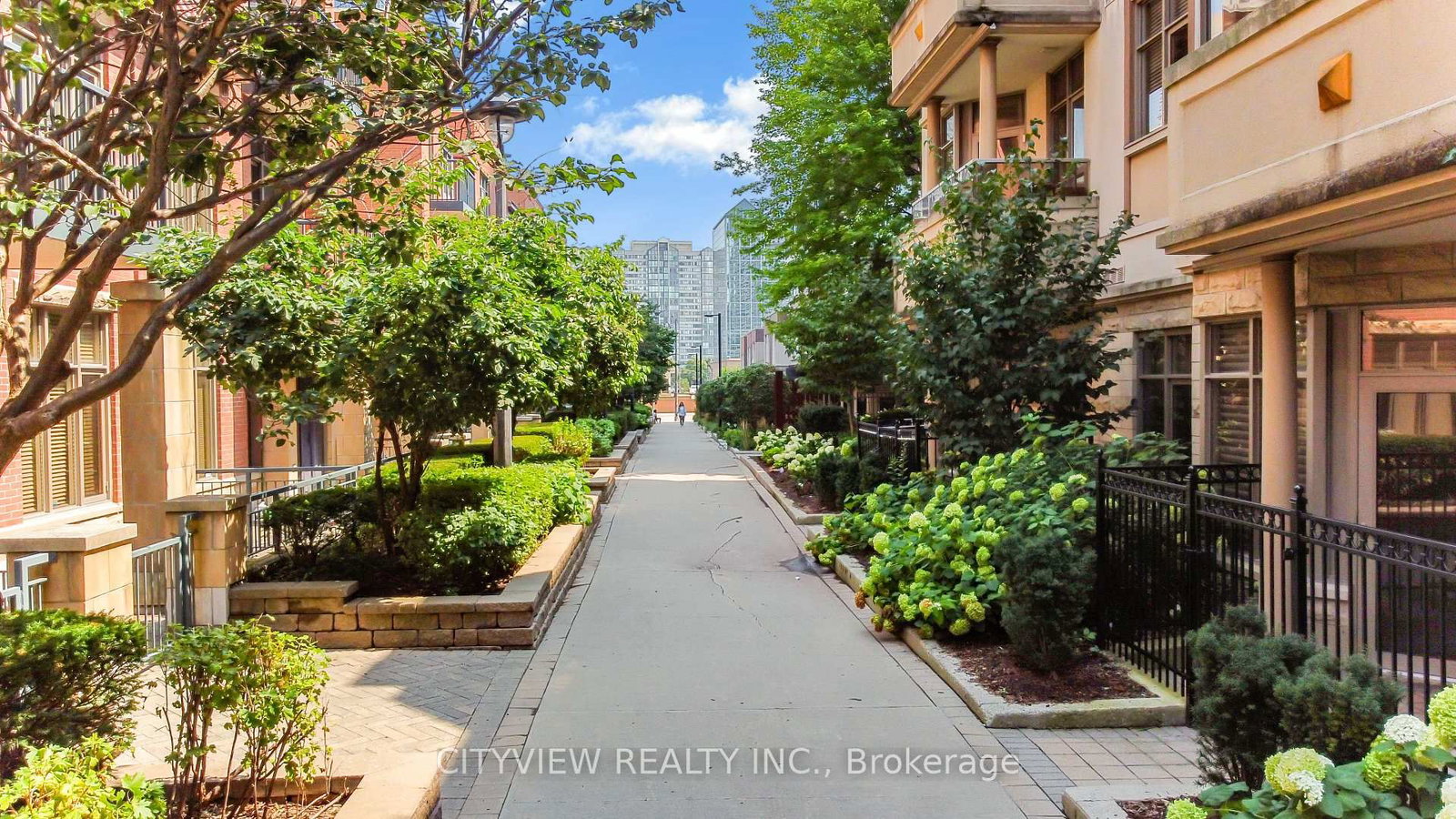 320 City Centre Drive • #109 • Mississauga, ON photo 1