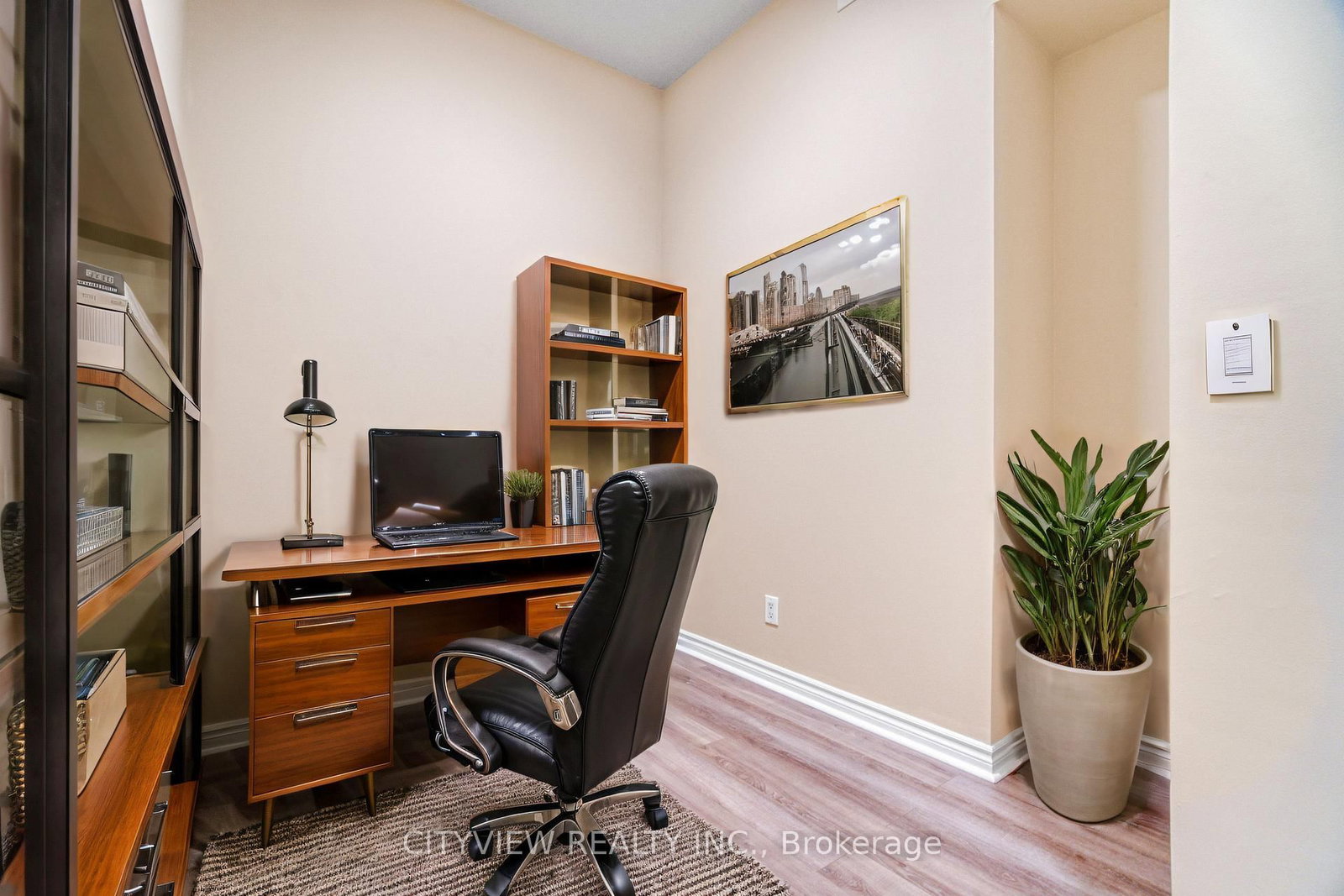 320 City Centre Drive • #109 • Mississauga, ON photo 17