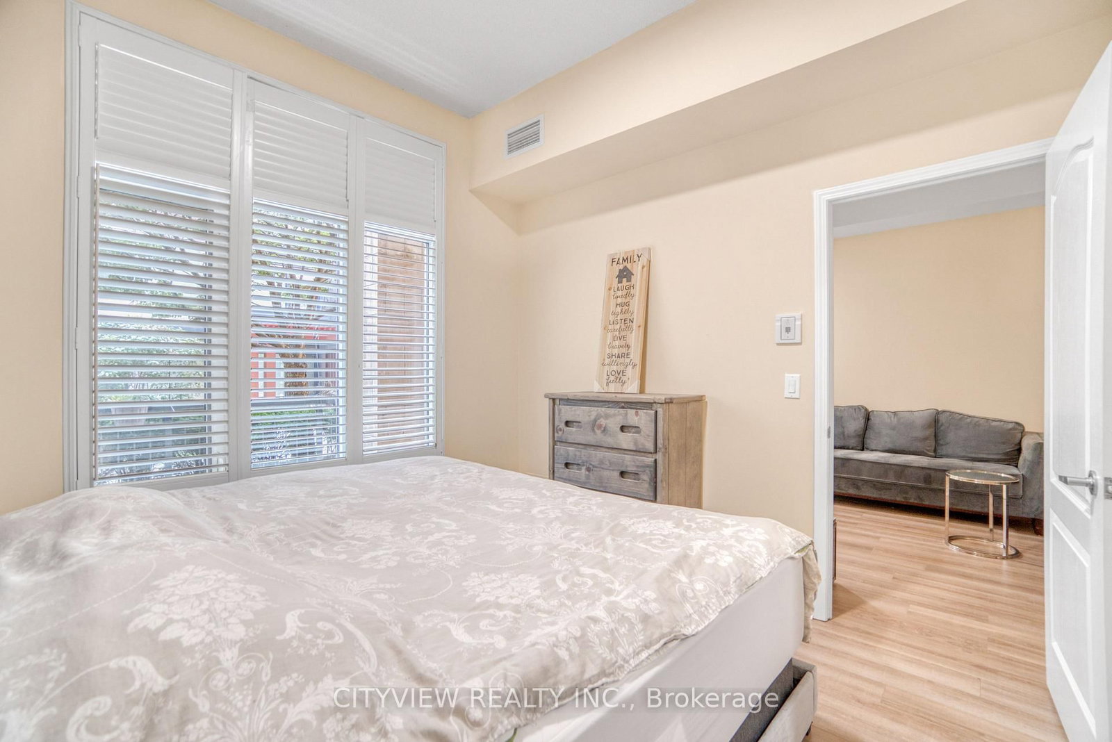 320 City Centre Drive • #109 • Mississauga, ON photo 24