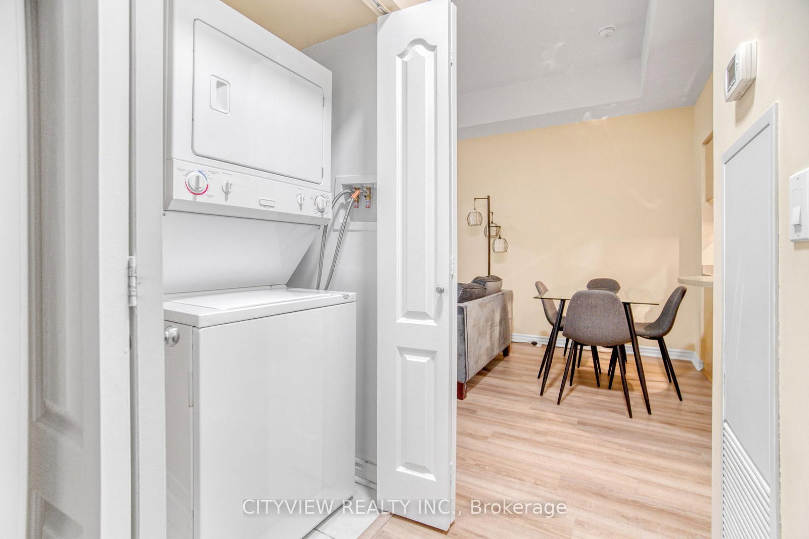 320 City Centre Drive • #109 • Mississauga, ON photo 27
